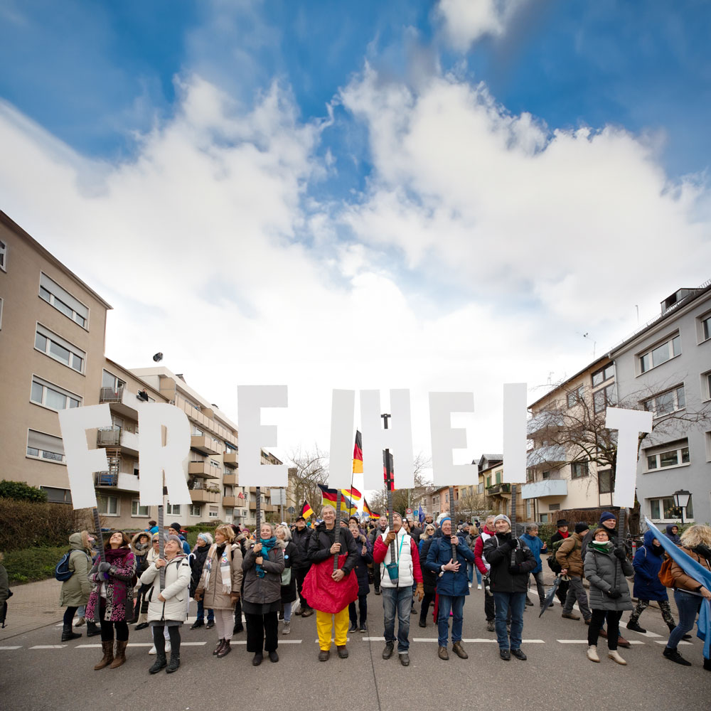 Postkarte Strafanzeigen einreichen Karlsruhe Dezember 2023
